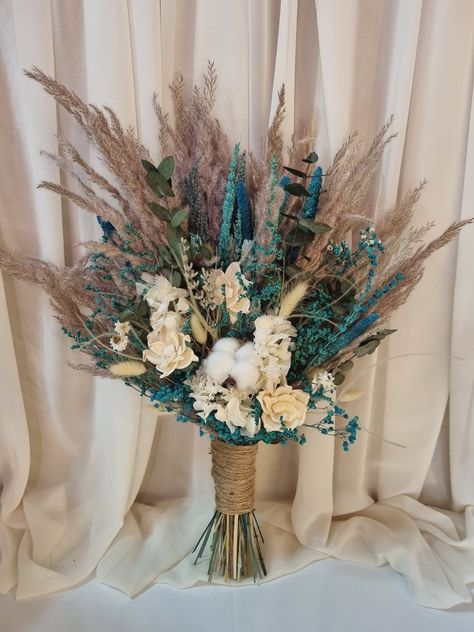 Western Wedding With Turquoise, Turquoise Flower Arrangements, Tan And Turquoise Wedding, Fall Western Wedding Ideas, Western Wedding Flowers Turquoise, Wedding Ideas Turquoise, Country Wedding Turquoise Rustic, Western Wedding Bouquets Turquoise, Black And Turquoise Wedding