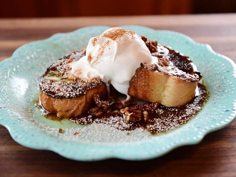 Butter Pecan French Toast Recipe | Ree Drummond | Food Network French Toast Pioneer Woman, Butter Pecan French Toast, Carrot Cake French Toast, Cake French Toast, Pecan French Toast, Breakfast Corner, Food Network Recipes Pioneer Woman, Ree Drummond Recipes, Yum Breakfast