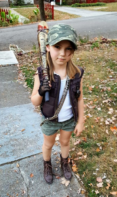 zombie hunter diy costume | girls style | handmade Halloween costume Girl Hunter Costume, Ghost Hunter Costume, Girl Hunter Halloween Costume, Zombie Hunter Costume Women, Zombie Apocalypse Costume, Diy Zombie Costume, Zombie Hunter Costume, Girl Zombie Costume, Biker Halloween Costume