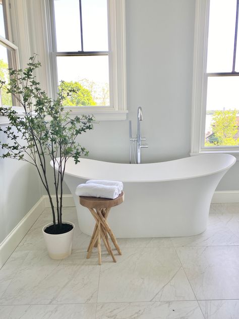 Bathroom Tub Side Table, Bathroom End Table, Bathtub Side Table Ideas, Bath Side Table, Staging A Bathroom, Bathtub Side Table, Table For Bathroom, Tub Side Table, Stand Alone Bath Tub