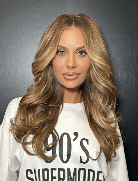 Matching Hair To Skin Tone, Dorit Hair Color, Dorit Hair, Dorit Kemsley Hair, Tone Highlights, Dorit Kemsley, Ombre Hair Blonde, Big Hair Dont Care, Red Brown Hair