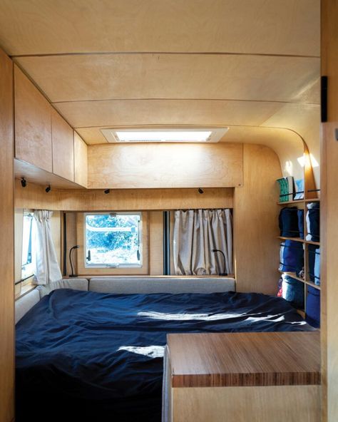 Wardrobe Shelves, Home In Paris, Bed Wardrobe, Camper Interior Design, New Travel Trailers, Modern Workspace, Van Life Diy, Van Build, Shelves Storage