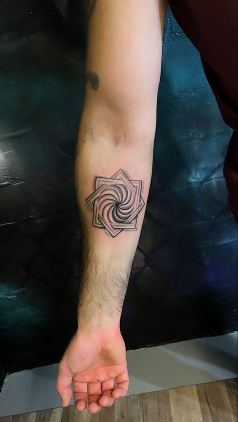 Armenian Eternity symbol tattoo֎ #armeniantattoo #armenianeternitysymbol #eternitysymbol #tattooart #tattooideas #armenia Eternity Symbol Tattoo, Eternity Tattoo, David Tattoo, Eternity Symbol, Men Tattoos Arm Sleeve, Symbol Tattoo, Symbol Tattoos, Symbolic Tattoos, Arm Sleeve