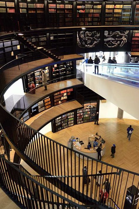 View inside the new Library of Birmingham, UK Library Of Birmingham, University Of Birmingham Uk Aesthetic, Birmingham Architecture, Productive Era, Birmingham Library, Photos For Vision Board, Study Moodboard, Aston Birmingham, Most Beautiful Libraries