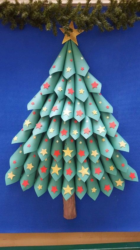 Decorate Paper Christmas Tree For School, Christmas Board Decoration, Recycled Christmas Decorations, Door Decorations Classroom Christmas, Diy Paper Christmas Tree, Classroom Christmas Decorations, Christmas Door Decorating Contest, Wall Christmas Tree, Hand Crafts For Kids