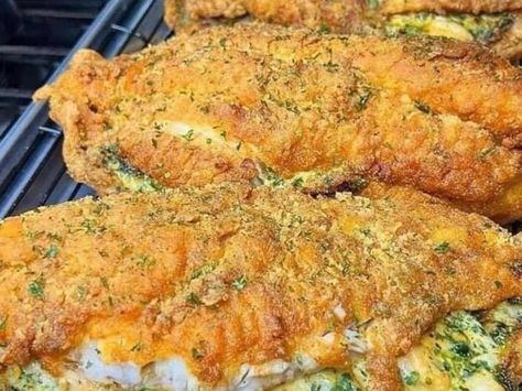 Cheesy Spinach Stuffed Catfish: A Must-Try Recipe - NewsBreak Stuffed Catfish Recipes, Stuffed Catfish, Catfish Fillets, Easy Baked Chicken Thighs, Fried Flounder, Easy Chicken Tetrazzini, Sweet Potato Cheesecake, Catfish Recipes, Cheesy Spinach