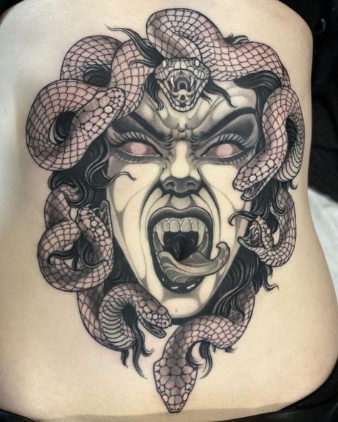 Medusa Tattoo Meaning, Medusa Tattoo Ideas, Medusa Tattoos, Traditional Hand Tattoo, Half Sleeve Tattoo Stencils, Hyper Realistic Tattoo, Medusa Tattoo Design, Greek Mythology Tattoos, Alien Tattoo