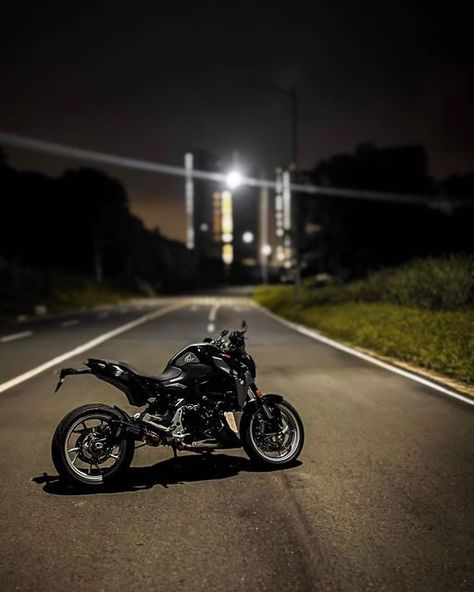 Uncle Eric on Instagram: "“If you want to be happy for a day, drink. If you want to be happy for a year, marry. If you want to be happy for a lifetime, ride a motorcycle.” - Anonymous #bmw #f900r #philippines #motorcycle #nakedbikes #rider #biker #bikeporn #bikelife #instamoto #bikersofinstagram #ridersofinstagram #reels #motorcyclephotography #iphonephotography #rideislife #wifeislifer #uncle_e_moto" Bmw Car And Bike Wallpaper, Bmw Bike 1000rr, Bmw M1000rr 2023, Bmw S1000rr Black, Bmw Motorcycle S1000rr, Motorcycle Photography, Bike Pic, Iphone Photography, Bike Life