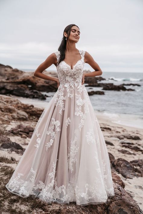 Style: 9912 | Allure Bridals Allure Bridal Wedding Dress, Wedding Renewal, Kleinfeld Bridal, Allure Bridals, Pretty Wedding Dresses, Cute Wedding Dress, Looks Party, Dream Wedding Ideas Dresses, Dress Shopping