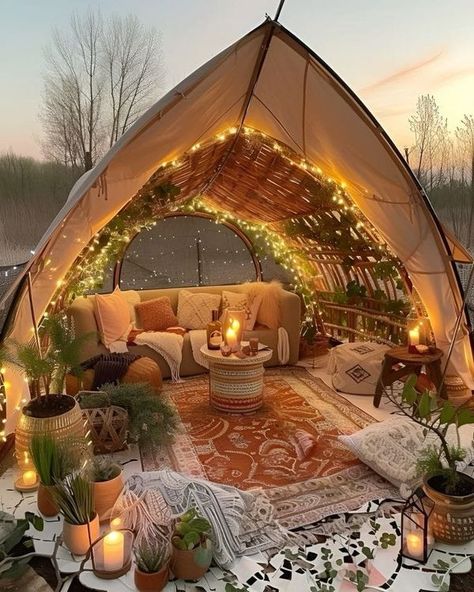 Whimsical Backyard Ideas, Homely Decor, Boho Tent, Beach Setting, Indoor Tents, Small Tent, Tea Lounge, Romantic Date Night Ideas, Whimsical Furniture