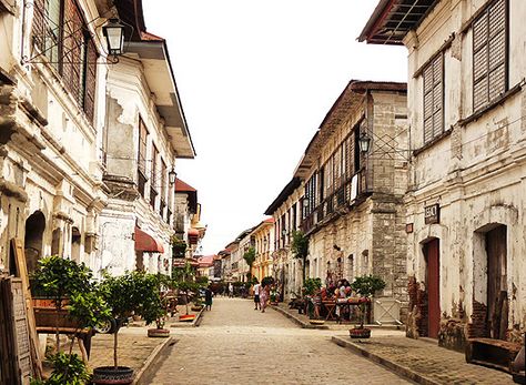 Vigan, Ilocos Sur - Photo courtesy of Judd Sta. Maria Vigan Ilocos Sur, Vigan Philippines, Vigan City, Philippine Architecture, Ilocos Sur, Vigan, Botany, Philippines, Street View