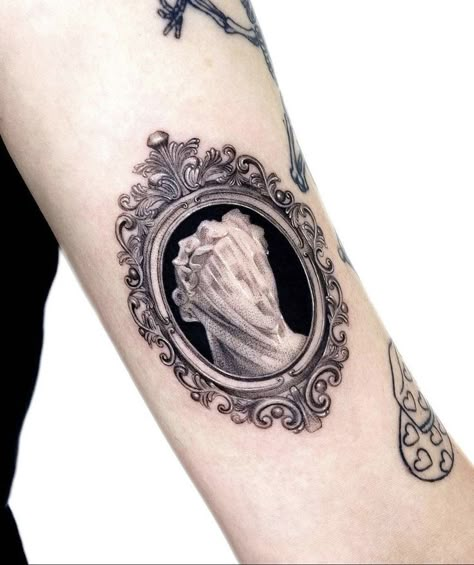 Lady Jane Grey Tattoo, Scrying Mirror Tattoo, Veiled Lady Tattoo, Victorian Aesthetic Tattoo, Antique Picture Frame Tattoo, Portrait Frame Tattoo, Ornate Frame Tattoo, Antique Frame Tattoo, Antique Tattoos