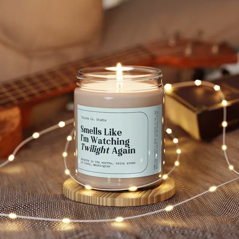 "This scent... It's like a drug to me." Perfect to light up every time you watch Twilight again, so like, once a week at least! ✿ CANDLE DETAILS ✿ » 100% natural soy wax, 100% cotton wick, and a glass jar. » One size: 2.8″ × 3.5" (7.1cm × 8.9cm), 9 oz. » 50-60 hour burn time. » Five different aromatic scents. » Crafted in the USA. Candle Smells, Vegan Candles, Funny Candles, Apple Harvest, Steve Harrington, Cinnamon Vanilla, Anne Of Green Gables, Reykjavik, Scented Soy Candles