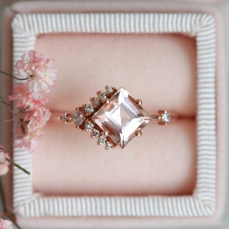 Cluster Diamond Engagement Ring, Magical Ring, Peach Morganite Engagement Ring, Gold Anniversary Rings, Ring Cluster, Diamond Bling, Peach Morganite, Diamond Cluster Engagement Ring, Buying An Engagement Ring