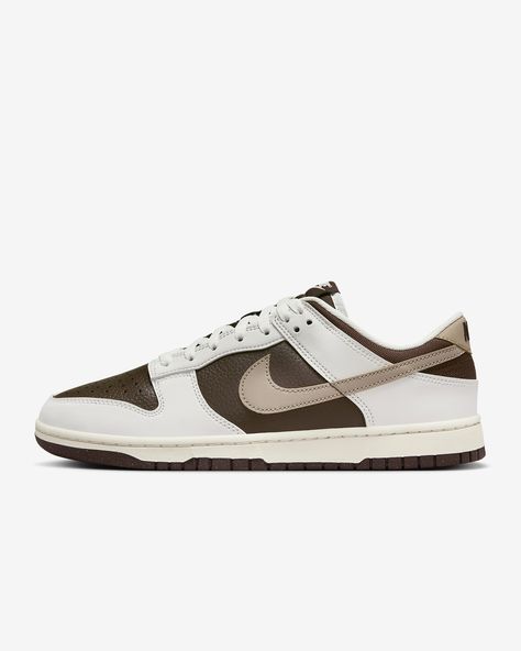 Mens Shoes 2024 Trends, Mens Fall Shoes, Earth Tone Clothing, Nike Dunks Men, Nike New Shoes, Jay Shoes, Nike Low Dunk, Sneakers Fashion Nike, Guy Shoes