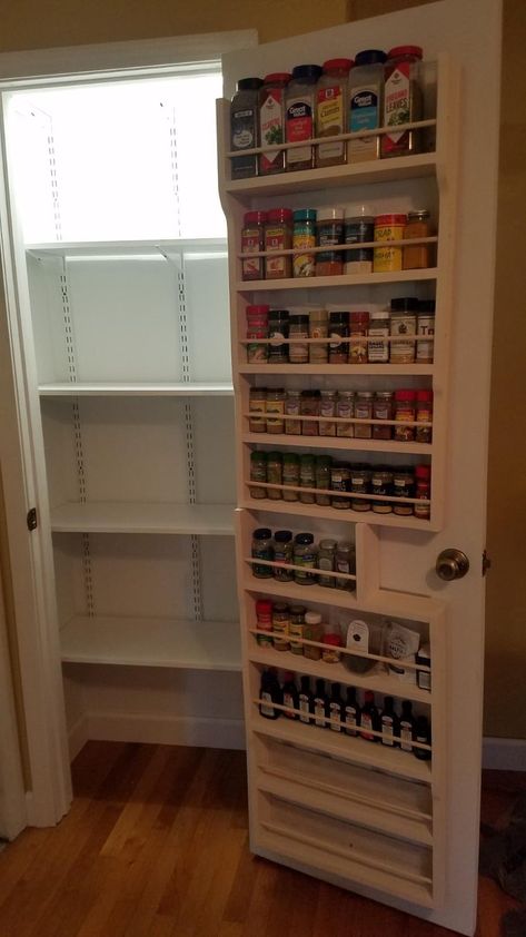 Full Pantry Door Spice Rack - Etsy Diy Pantry With Doors, Small Kitchen Pantry Ideas Diy, Lake House Pantry Ideas, Door Mounted Pantry Storage, Maximum Storage Pantry, Back Of Door Spice Rack, Spice Storage Pantry, Must Have Pantry Design, Tiny Home Furniture Kitchen