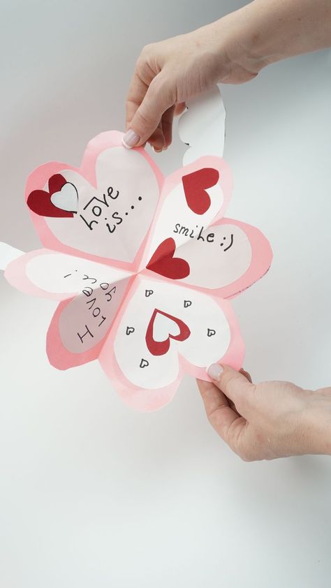 How to make an Heart gift with surprise / Valentine's card from paper /сердце с секретом 8 Martie, Valentine's Card, Flowers Gifts, Heart Gifts, Flower Gift, Heart Design, Valentines Cards, Place Card Holders, Valentines Day