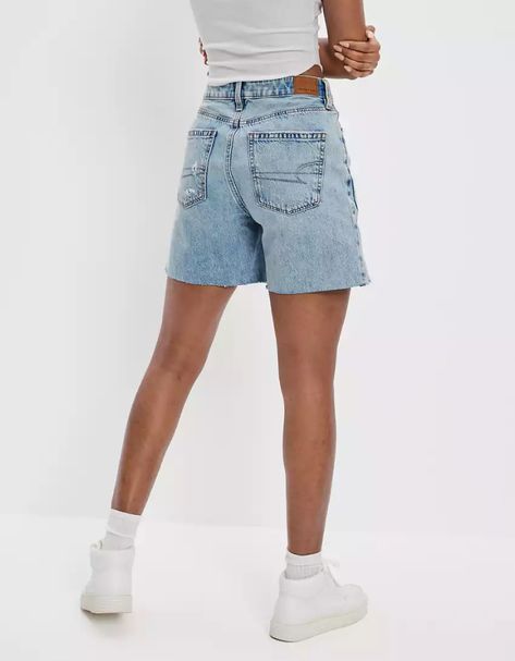 AE Real Good Repurposed Strigid Denim '90s Boyfriend Bermuda Short Short Jorts Outfit, Baggy Shorts Outfit, Jorts Outfit, Outfit Wishlist, Denim Cargo Shorts, 90s Boyfriend, Dad Shorts, Cute Modest Outfits, Baggy Shorts