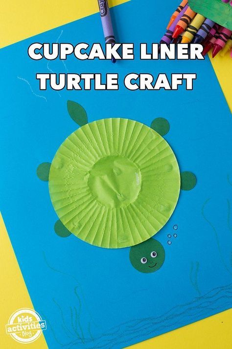 Sensory Halloween, Movement Challenge, Turtle Craft, Cupcake Liner Crafts, Learning Crafts, Classroom Halloween Party, Preschool Counting, Turtle Crafts, Halloween Figures