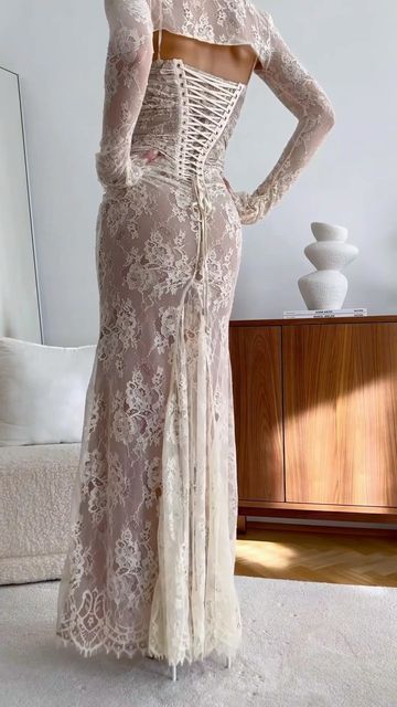 Lace Dress Aesthetic, Heavenly Gowns, Artemis Dress, Prom Inspiration, Prom Dress Inspiration, Pretty Prom Dresses, Floral Lace Dress, House Of Cb, Flattering Dresses