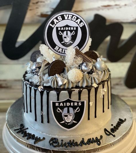 Raider Cake, Raiders Cake, Sneaker Cake, Sport Cakes, Raider Nation, Cakes For Men, Cake Pop, Bday Ideas, Man Birthday