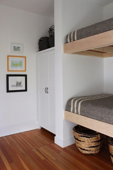 Consider building out a bit of wall to nestle bunk beds in against 3 walls. Cottage Rv, Bunk Bed Decorating Ideas, Bunk Beds For Girls Room, Modern Bunk, Bed For Girls Room, Girls Bunk Beds, Modern Bunk Beds, Bunk Beds Built In, Rv Renovation