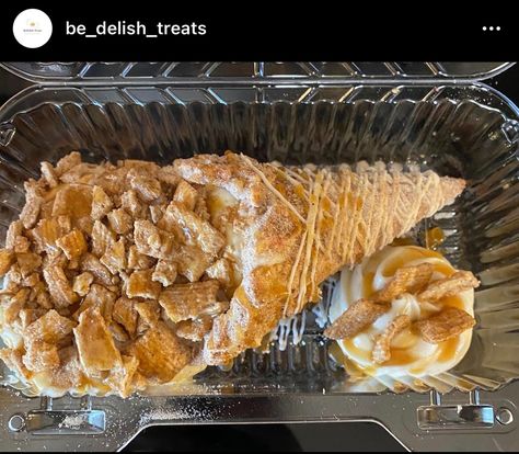 Cinnamon Toast Crunch Waffles, Desserts With Waffle Cones, Stuffed Waffle Cone Dessert Ideas, Stuffed Cones Recipe, Cheesecake Waffle Cone Recipe, Waffle Cone Cheesecake, Stuffed Cones Dessert, Cone Food Ideas, Cheesecake Stuffed Cones