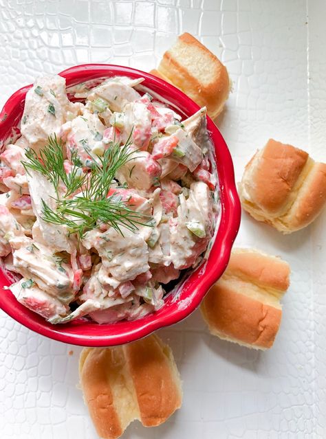 Easy and healthy imitation crab salad recipe! Made without mayo or pasta and served cold! The best summer dip to serve with crackers! Crab Recipes Healthy, Crab Meat Salad Recipe, Dinner Sides Easy, Crab Pasta Recipes, Exotic Food Recipes, Crab Meat Salad, Salad Dressings Recipes, Sea Food Salad, Crab Sticks