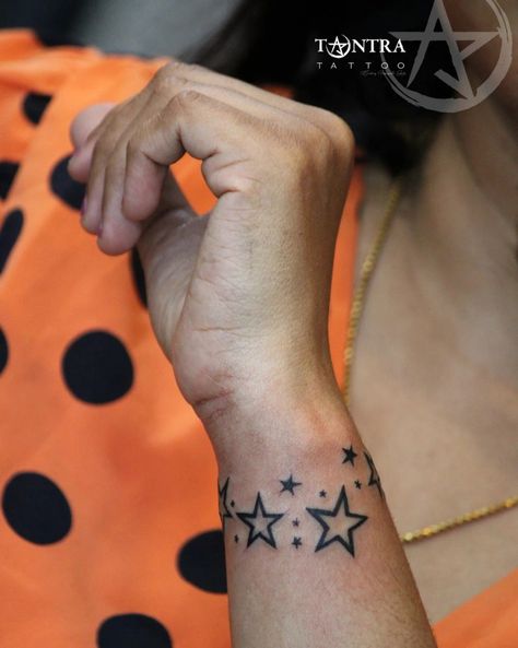 Star Arm Band Tattoo, Star Band Tattoo, Inner Thigh Tattoos, Star Tattoo On Wrist, Wrist Tatoo, Blessed Tattoos, Tattoo Band, Stars Tattoo, Pawprint Tattoo