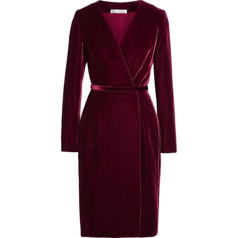 Oscar de la Renta Velvet wrap dress (91.000 RUB) ❤ liked on Polyvore featuring dresses, oscar de la renta, vestidos, Ð¿Ð»Ð°ÑÑÑ, burgundy, burgundy dress, burgundy velvet dress, purple velvet dress and purple dress Peony Lim, Gaun Koktail, Purple Wrap Dress, Burgundy Velvet Dress, Velvet Wrap Dress, Velvet Clothes, Winter Dress Outfits, Velvet Fashion, Slim Fit Dresses