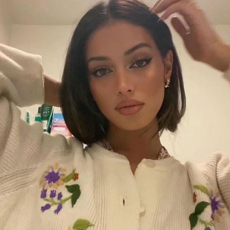 Cindy Wolfie, Wolfie Cindy, Cute Simple Hairstyles, Foto Baby, Cindy Kimberly, Short Hair Styles Easy, Beauty Inspo, Face Card, Pretty Makeup