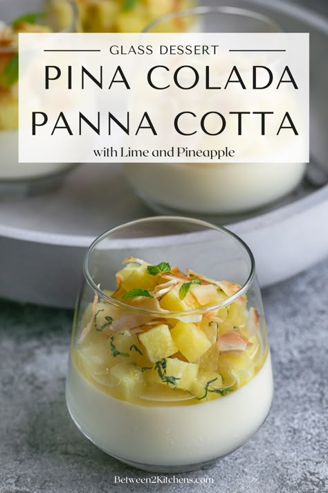 Plated Dessert Recipes, Caribbean Food Ideas, Panacotta Plating Ideas, Coconut Panna Cotta Recipe, Pina Colada Dessert Recipes, Fresh Pineapple Recipes Dessert, Panna Cotta Plating, Dessert With Pineapple, Pina Colada Dessert