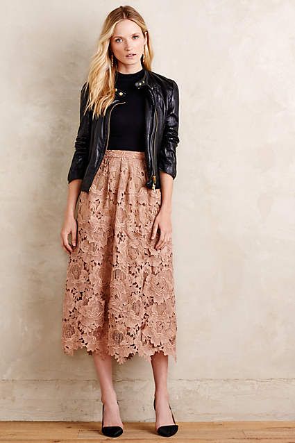 Primrose Midi Skirt - #anthroregistry Rok Midi, Midi Outfits, Elegante Casual, Outfit Trends, 가을 패션, Mode Inspiration, Outfit Casual, Look Chic, Holiday Fashion