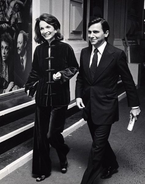 The unforgettable elegance of Lee Radziwill in 28 vintage photos Caroline Lee, Lee Radziwill, Vintage Pics, Jackie O, Mode Inspo, Fashion Icon, 가을 패션, Fit Check, Fashion Mode