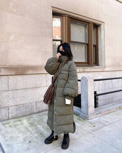 Long Puffer Outfit, Long Puffer Coat Outfit, Long Puffer Jacket Outfit, Puffer Coat Outfit, Puffer Outfit, Oversized Puffer Coat, Long Quilted Coat, Puffer Jacket Outfit, Oversized Puffer Jacket