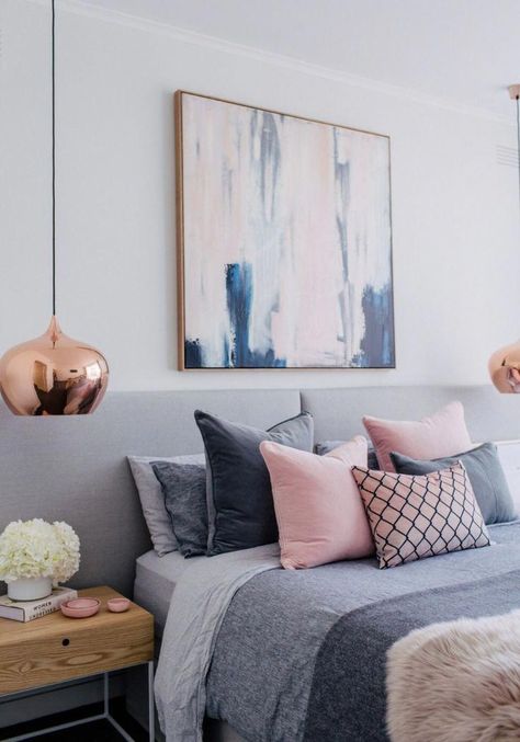 Bedroom inspiration for a great and pink Blush scheme with copper, textures and coloured cushion in grey, pink and pattern. Amazing artwork above the bed. #interiorbedroom Pink Bedroom Decor, Gold Bedroom, Grey Bedroom, Bedroom Color Schemes, Gray Bedroom, Bedroom Loft, Blue Bedroom, Decor Minimalist, Master Bedrooms Decor