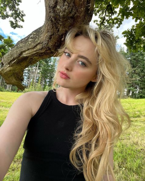 Kathryn Newton on Instagram: “Hug that tree” Kathryn Love Newton, Kathryn Newton, Missing Her, Aesthetic People, Angel Face, Instagram Aesthetic, Curly Blonde, Face Claims, Pretty Woman