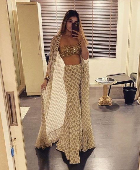 Indian Outfit Sharara, Sharara Designs With Crop Top, Long Sleeve Indian Outfit, Diwali Party Outfit Ideas, Desi Fusion Outfits Casual, Sharara Blouse Design, Indo Western Sharara Outfit, White Palazzo Outfit, Indowestern Wedding Outfits