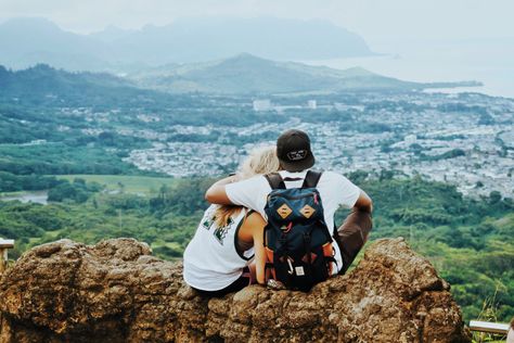 14 Reasons Why College Sweethearts Have The Strongest Relationships | Thought Catalog Words To Describe People, College Couples, College Sweethearts, Unknown Quotes, Getting To Know Someone, Thought Catalog, One Job, Strong Relationship, Stick It Out