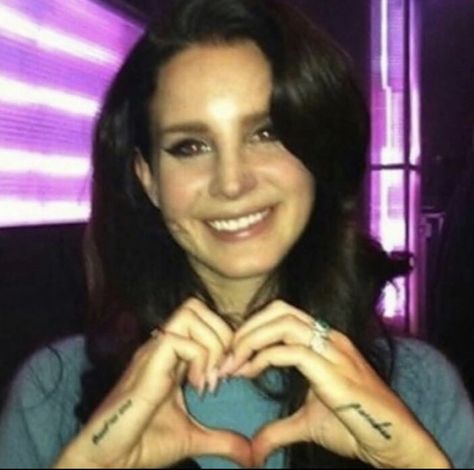 Ldr Aesthetic, Music Fashion, Lana Del Rey, A Heart, Instagram Profile, Thread, Tumblr, On Twitter, Twitter