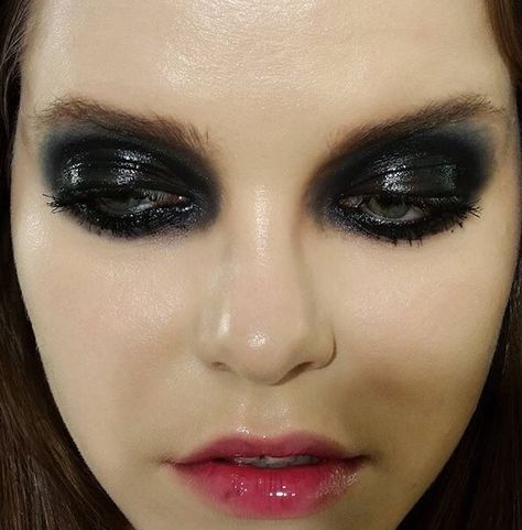 Black Wet Eye Makeup, Smeared Black Eye Makeup, Black Glossy Makeup, Black Smokey Eye Grunge, Smudgy Smokey Eye, Heavy Black Makeup, Black And White Editorial Makeup, All Black Eyeshadow, Glossy Grunge Makeup