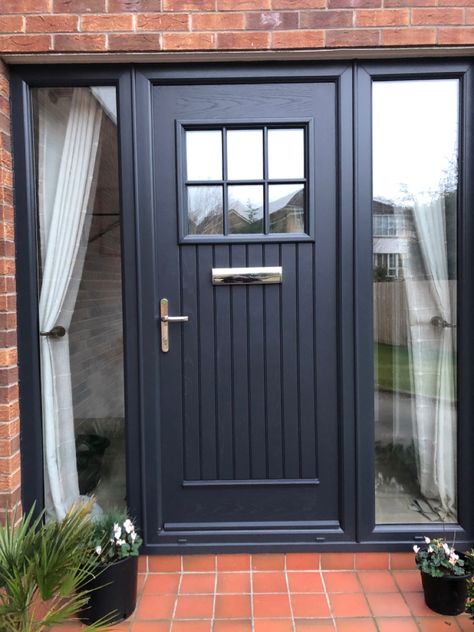 Composite anthracite door Dark House Exterior, Front Doors Uk, External Front Doors, Cottage Front Doors, Composite Front Door, French Country Modern, Contemporary House Exterior, Cottage Door, Porch Doors