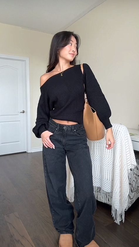 Black Jean Outfits, Uni Outfit Ideas, Comfortable Casual Outfits, Movie Date Outfits, Uni Outfit, Back To Uni, 90s Minimalism, Set Aesthetic, Creative Iphone Case