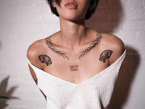 Chest Tattoo Girl, Spiderbite Piercings, Clavicle Tattoo, Symmetrical Tattoo, Tattoos For Girls, Bone Tattoos, Cool Chest Tattoos, Chest Tattoos, Inspiration Tattoos