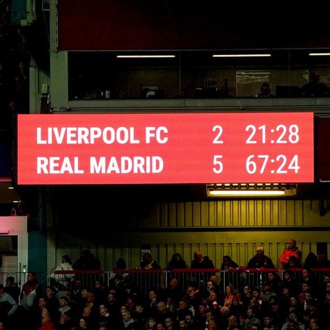 Real Madrid Vs Liverpool, Liverpool Real Madrid, Real Madrid Photos, Real Madrid Football, Cr7 Ronaldo, Bayern Munich, Liverpool Fc, American Horror Story, Football Players