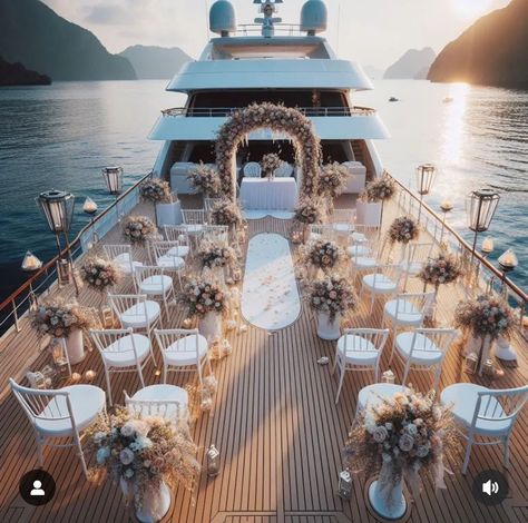 Weddings On Boats, Cruise Wedding Ideas Decor, Yatch Wedding Decoration, Sailboat Wedding Ceremony, Boat Dock Wedding, Yacht Wedding Decor, Boat Wedding Ideas, Yacht Wedding Ideas, Boat Wedding Reception