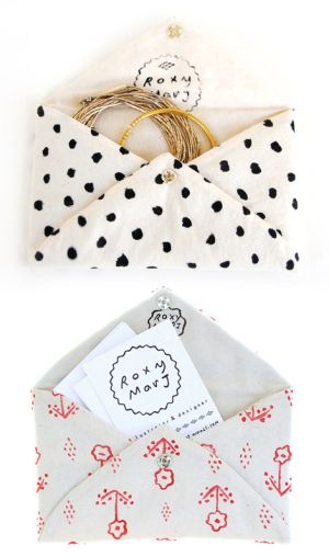 Roxy Marj Pouches 10 Bridesmaids, Fabric Envelope, Creation Couture, Sweet Gifts, Mail Art, Craft Inspiration, Sewing Inspiration, Sewing Hacks, Diy Sewing