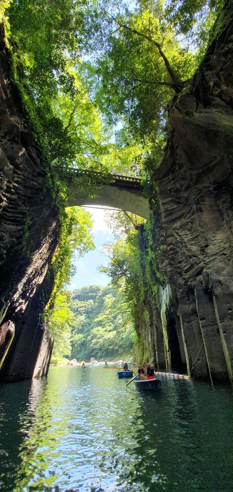 Takachiho Gorge, Takachiho, Japanese Countryside, Japan Holidays, Japanese Interior Design, Japan Aesthetic, Japanese Interior, Japan Photo, Beautiful Places To Travel