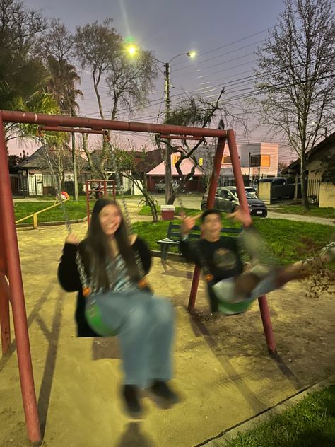 Playground Pics, Teens Having Fun, Playground With Friends, Playground Aesthetic, Park Swings, Foto Best Friend, College Vision Board, Photo Recreation, Friend Pictures Poses