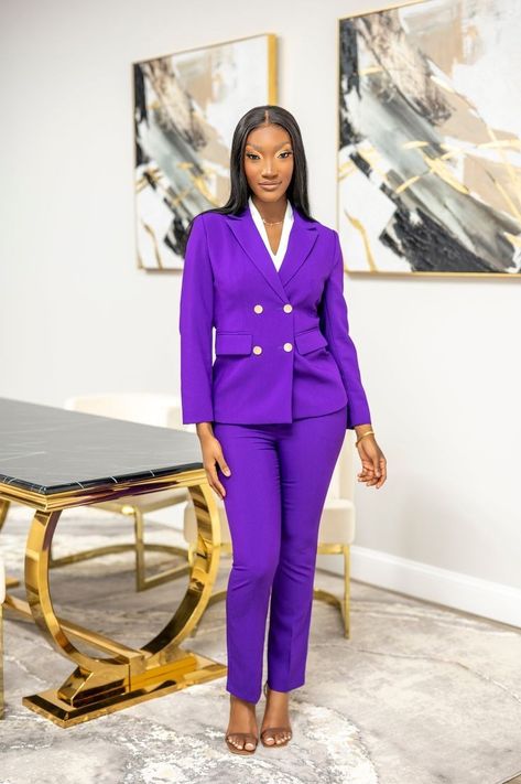 Boss Energy, Stylish Office Wear, Business Dress Women, Woman In Suit, Pant Suits For Women, Homecoming Queen, Civil Wedding Dresses, Purple Suits, Womens Suits Business